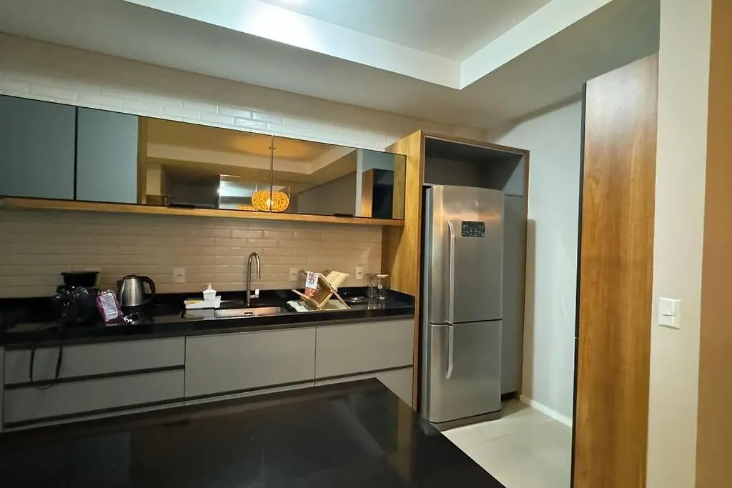 Lindo Apartamento Frente Mar Em Condominio Club Florianópolis