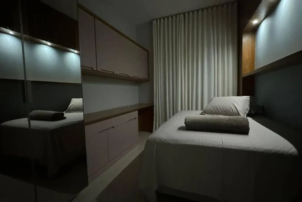 Lindo Apartamento Frente Mar Em Condominio Club Florianópolis